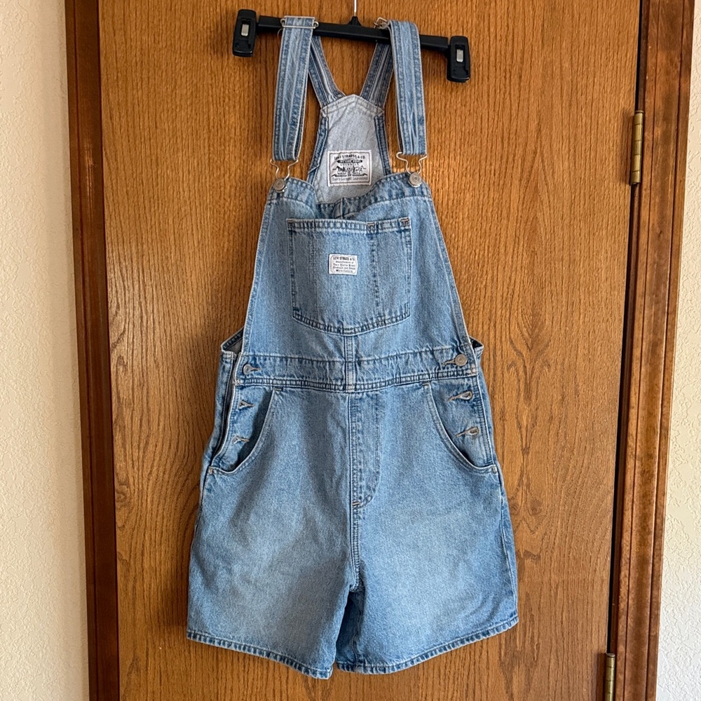 Levi's denim Short Overalls size small